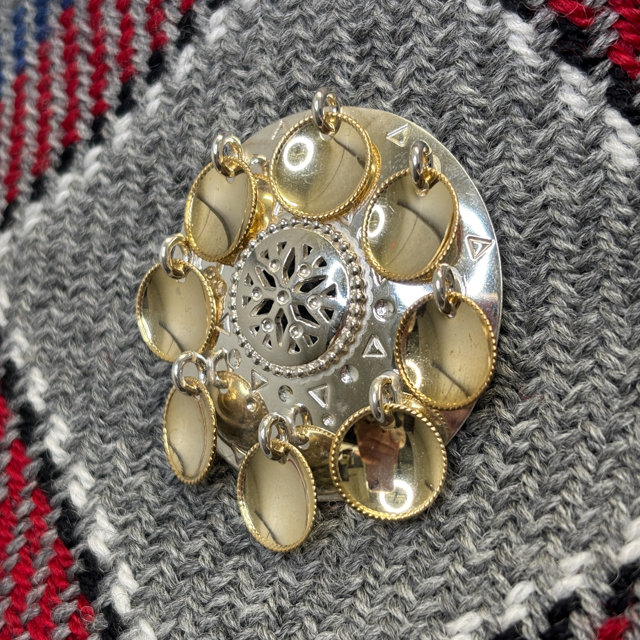 Risku Muohta 5 cm, kultaiset laukkaset, Erica Huuva - Image 2