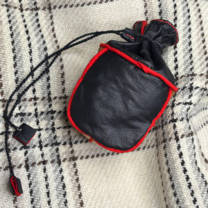 Kahvipussi, musta, Jovnna