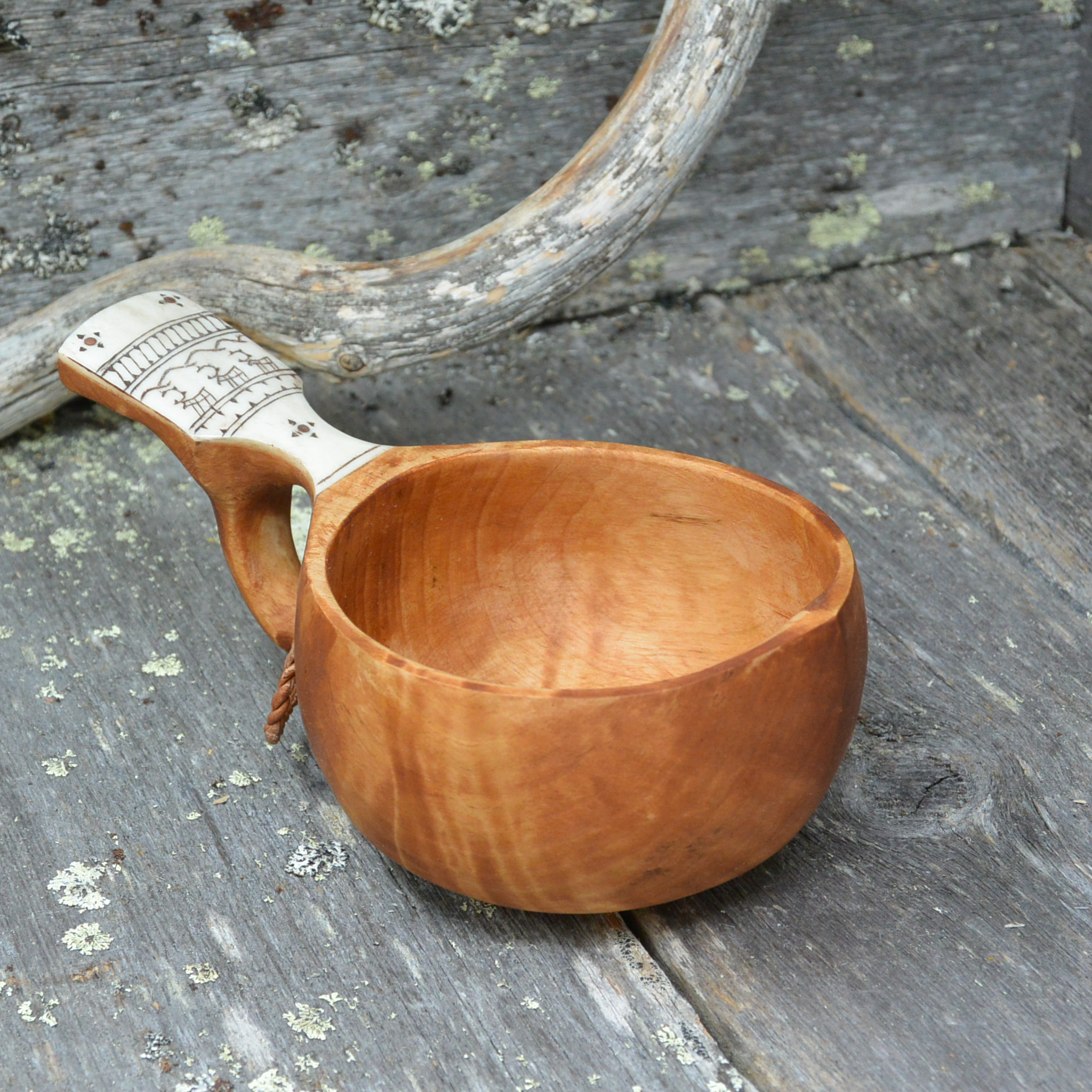 Kuksa, sarvilyöte, valkoinen, Antti-Piera Valle - Image 4