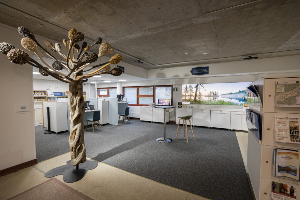 Metsähallituksen asiakaspalvelupiste, Inari