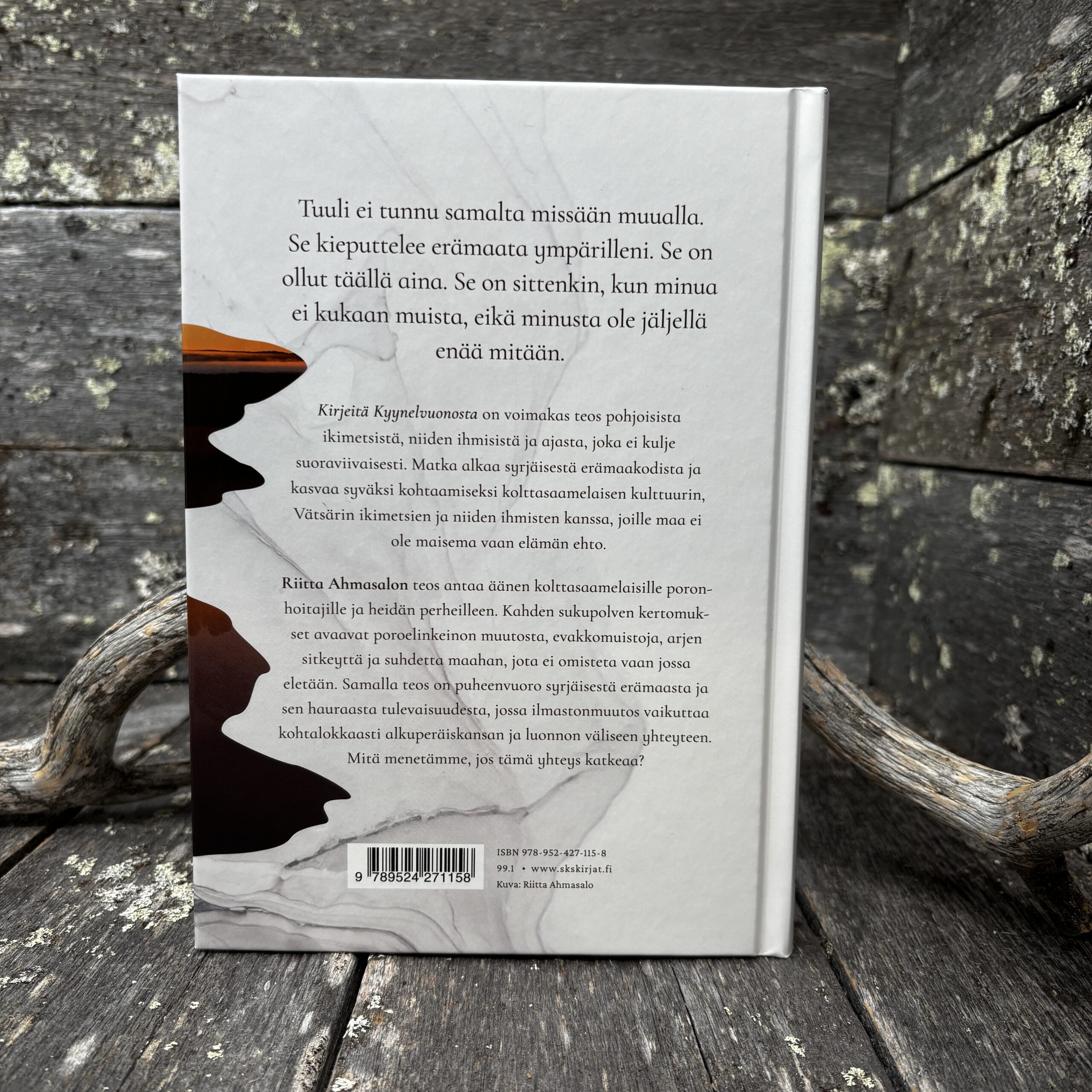 Kirjeitä Kyynelvuonosta — Matkalla kolttain mailla ja Vätsärin erämaassa, Ahmaslo - Image 2